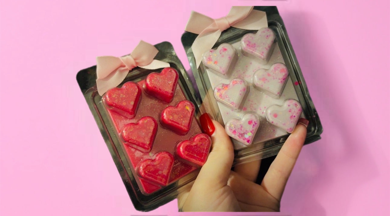 Heart Clamshell