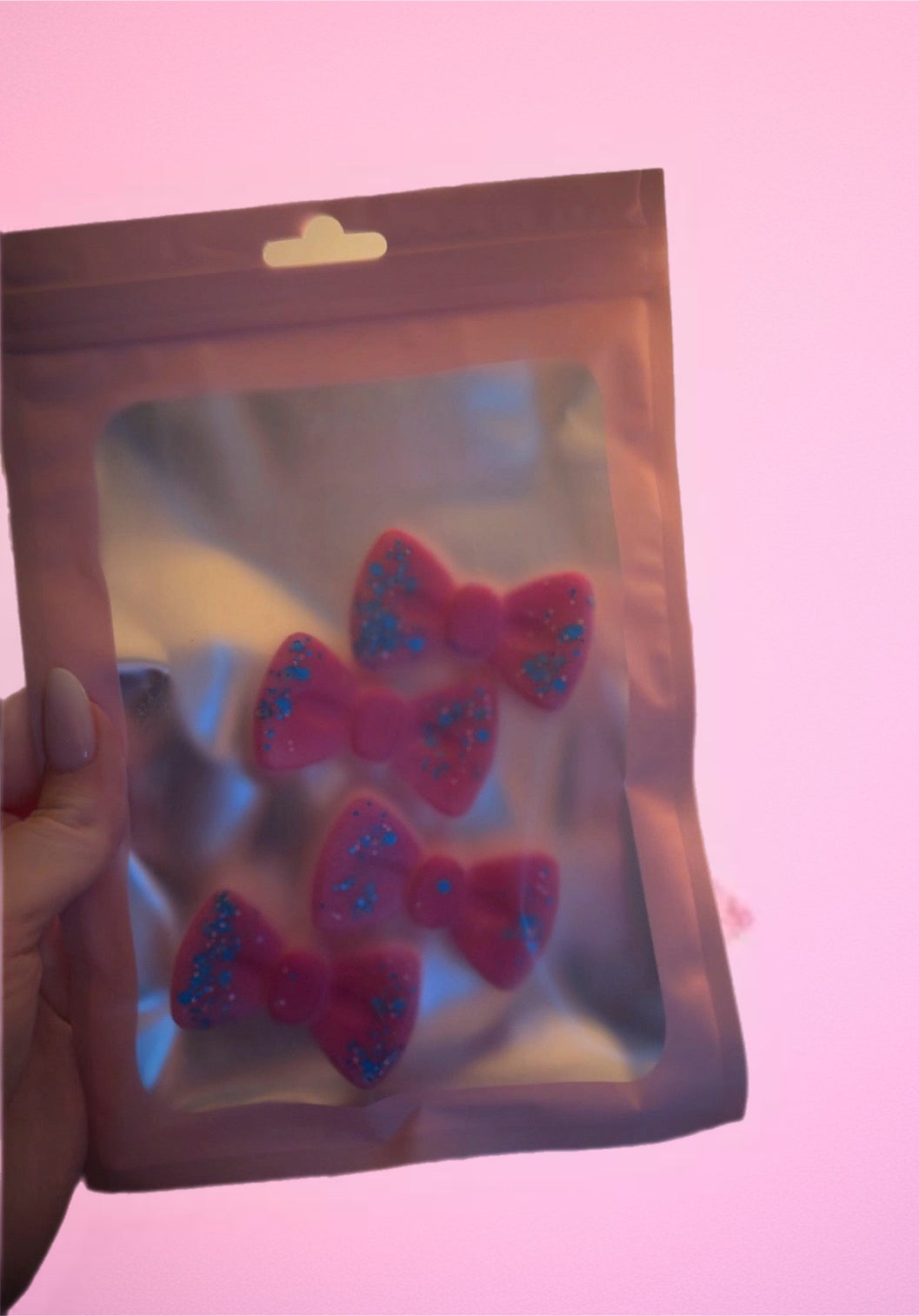 Large Bows